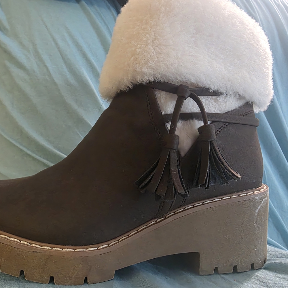 Maurices Dark Brown Winter Boots with White Fur